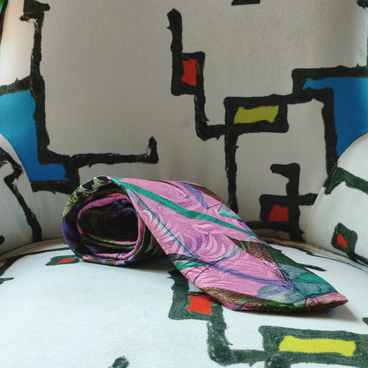 Cravatta fantasia astratta