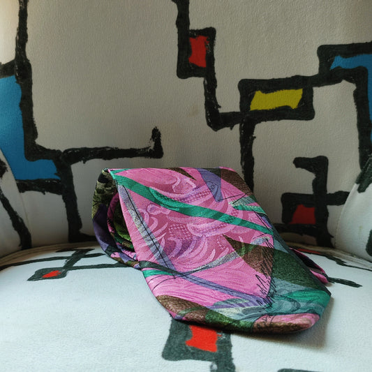 Cravatta fantasia astratta