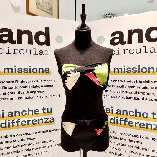 Bikini nero fantasia multicolor