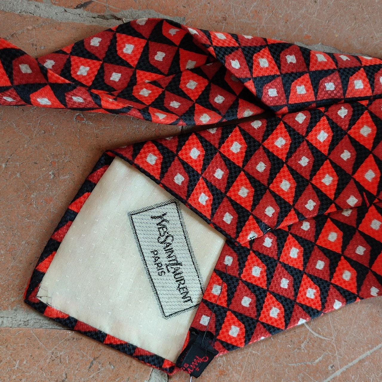 Cravatta triangoli