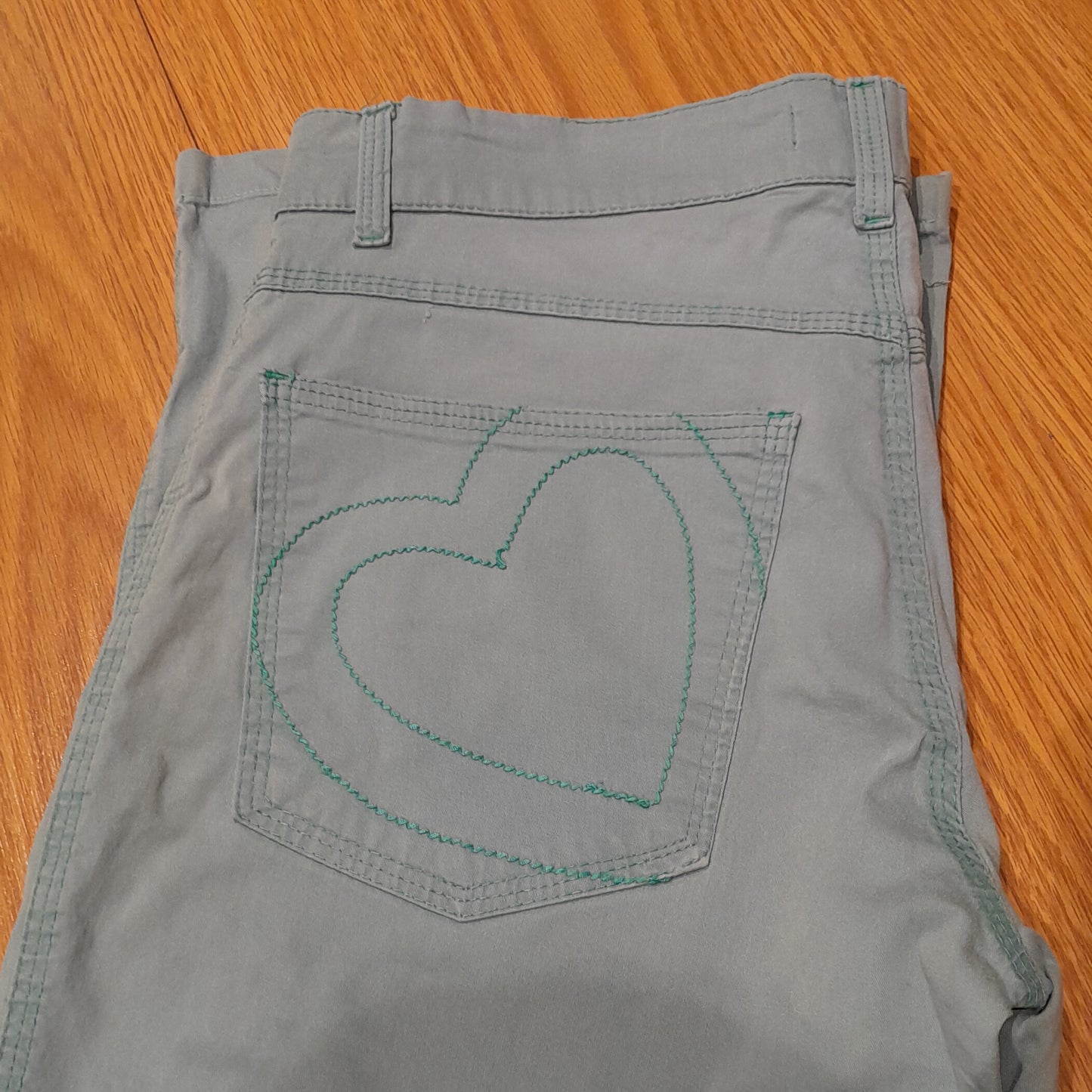 Pantaloni cuore