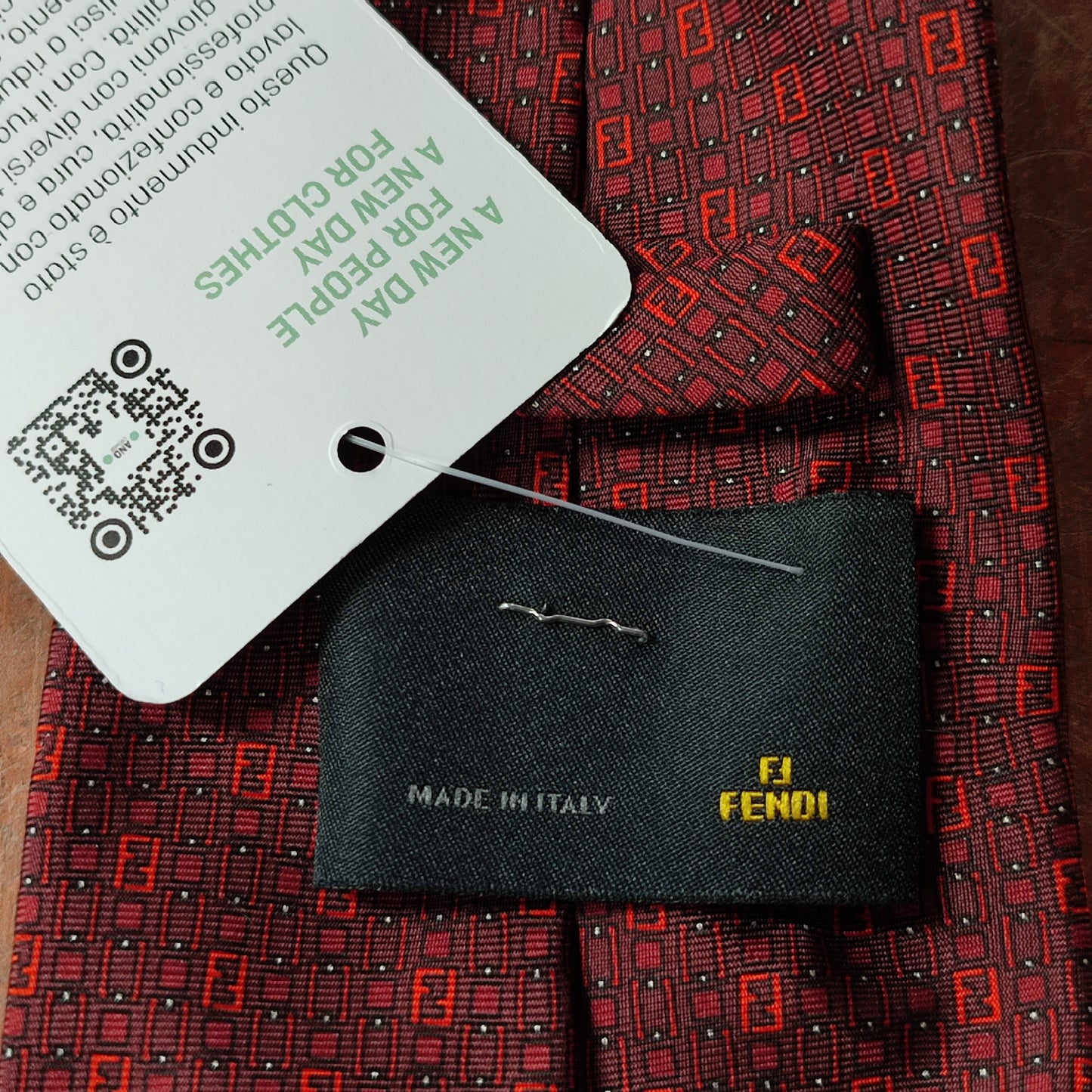 Cravatta Fendi