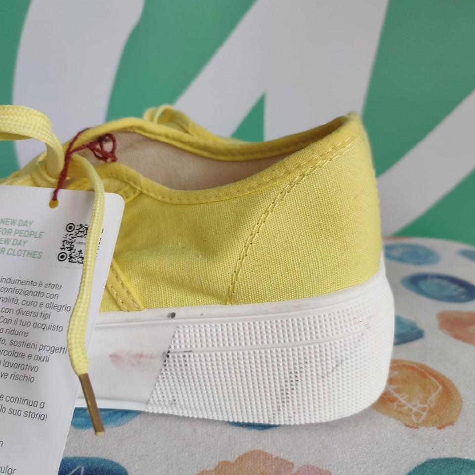 Scarpe in tela Romeo Gigli