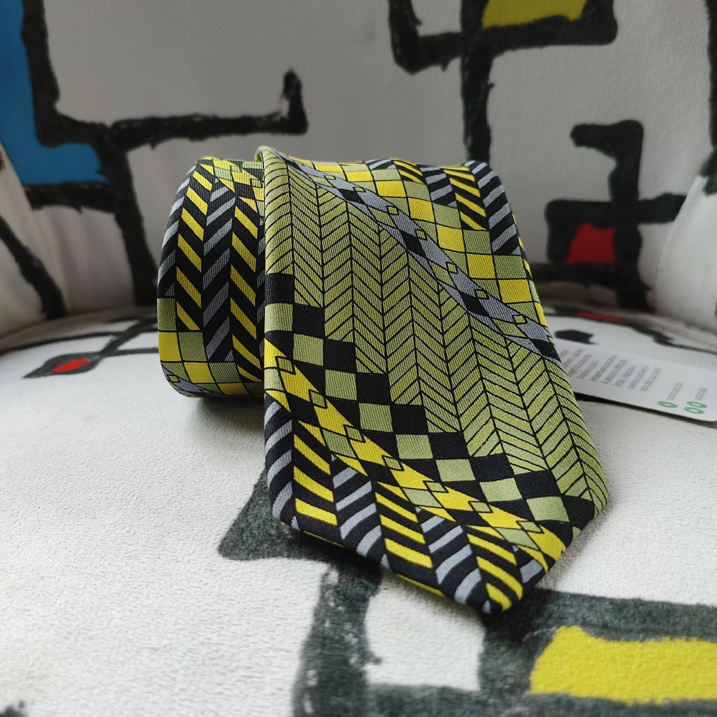 Cravatta fantasia geometrica