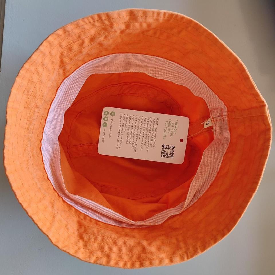 Cappello alla pescatora arancione