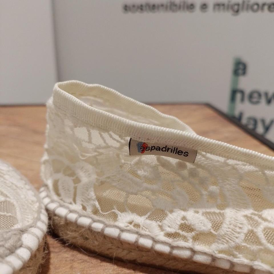 Espadrilles in pizzo